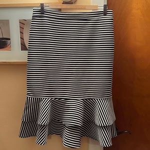 Banana Republic skirt size 10 NWOT